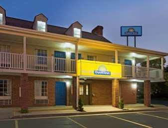 Days Inn By Wyndham Auburn Kültér fotó